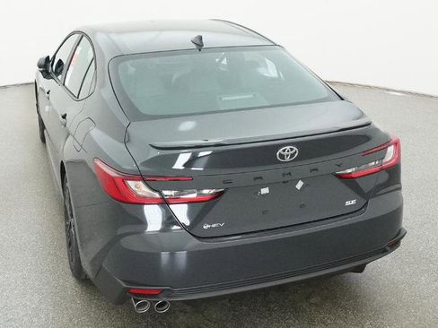 New 2026 Toyota Camry SE FWD image 9