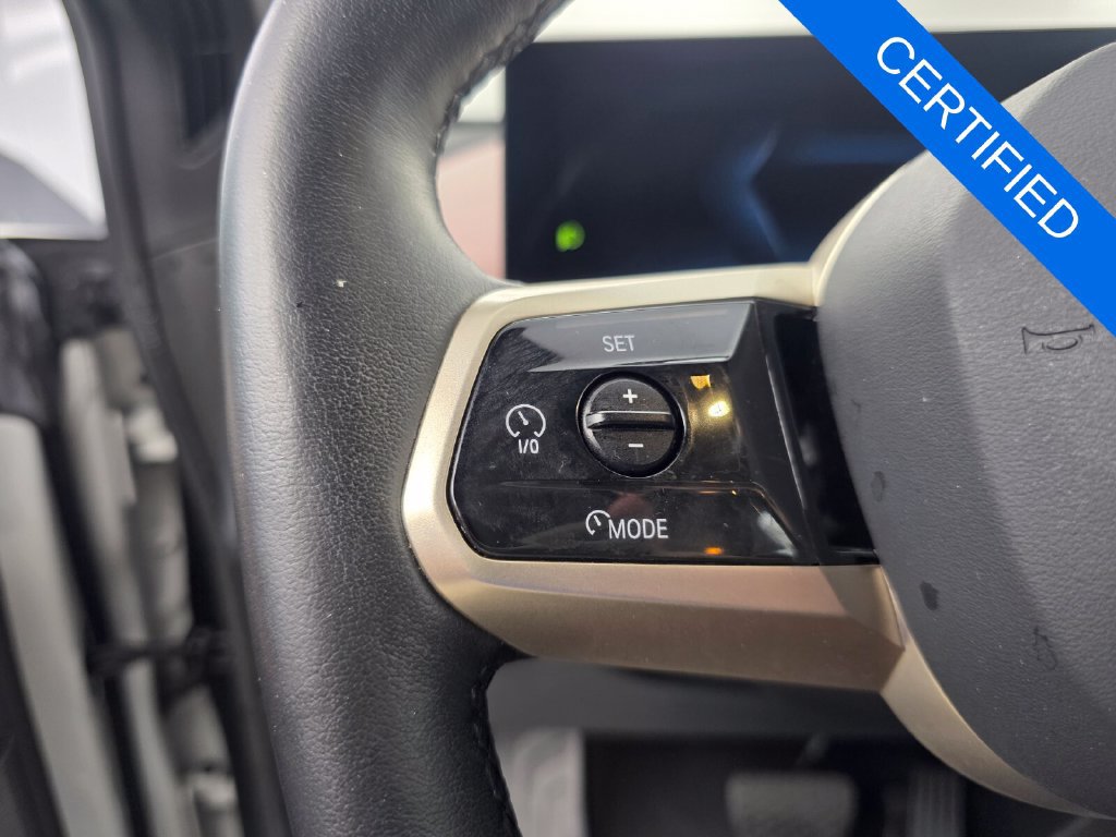 Certified 2022 BMW iX xDrive50 w/ Premium Package AWD/4WD image 19