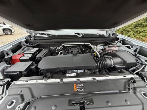 New 2026 GMC Canyon Elevation w/ Convenience Package image 35