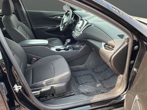 Used 2023 Chevrolet Malibu LT FWD image 21