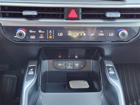 New 2026 Kia Sorento X-Line EX image 14