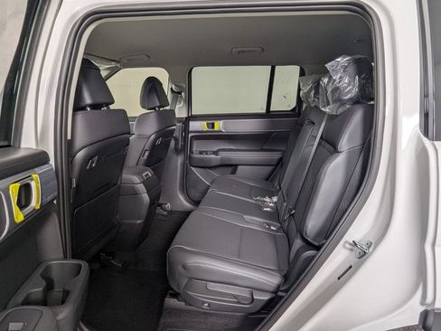 New 2026 Hyundai Santa Fe SEL FWD image 24