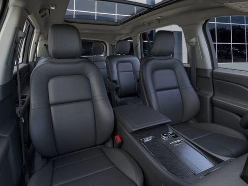 New 2026 Lincoln Aviator 2WD image 10