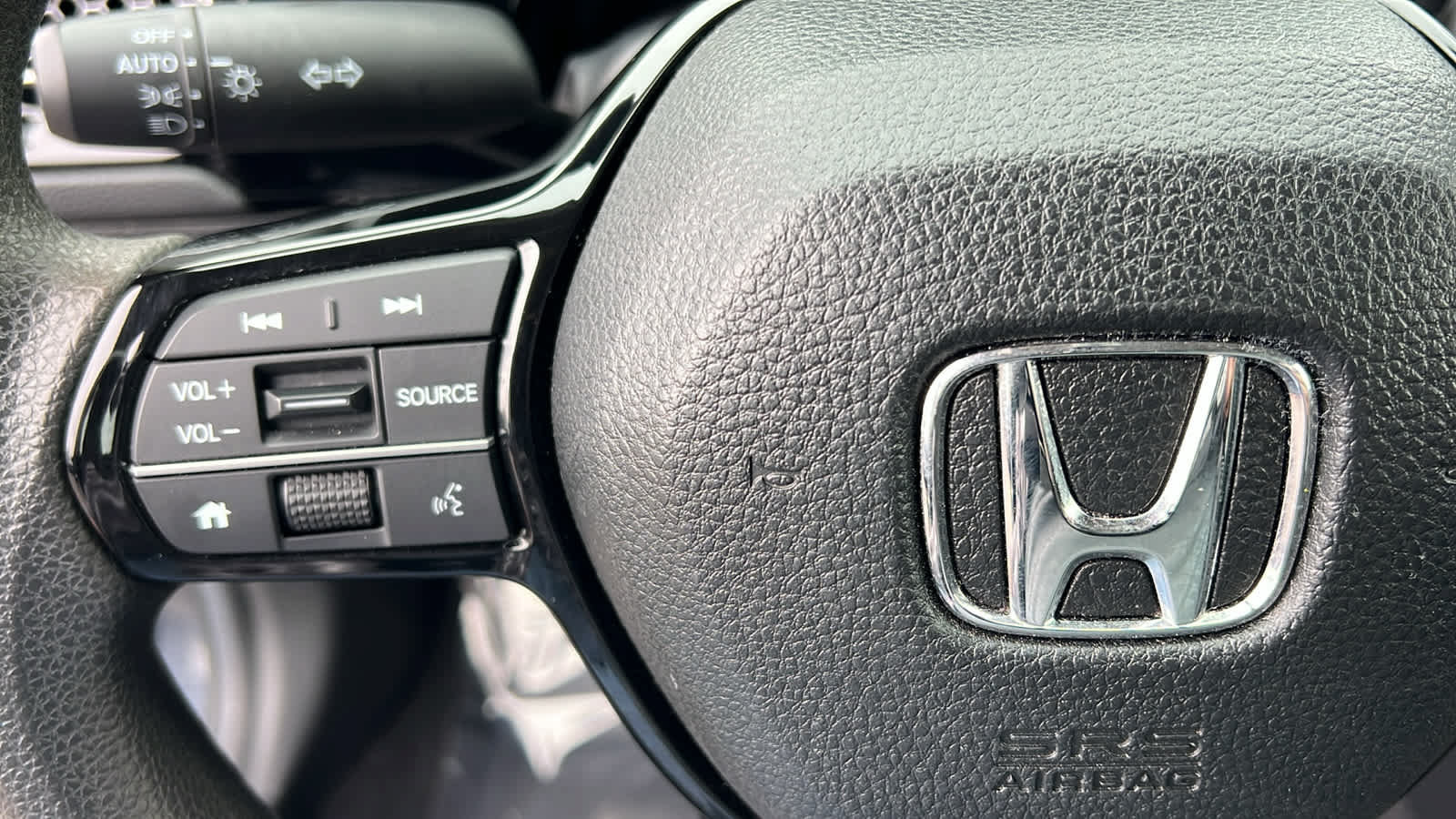 Used 2025 Honda Civic LX image 19
