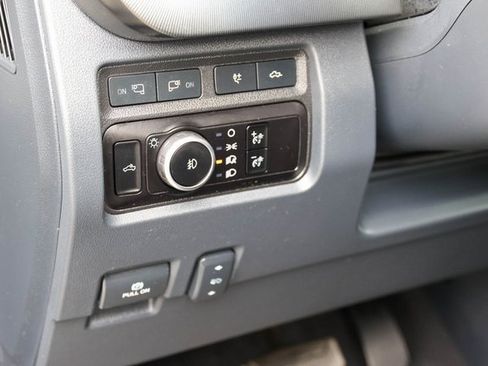 Used 2023 Ford F250 Platinum w/ Tremor Off-Road Package image 12