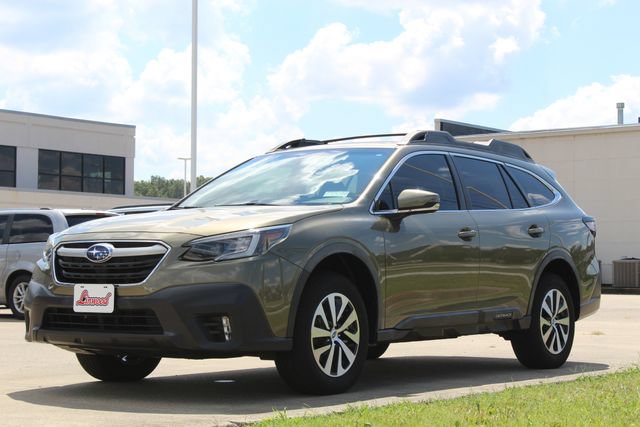 Used 2020 Subaru Outback Premium AWD/4WD image 1