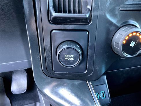 Used 2024 Ford F150 STX RWD image 28