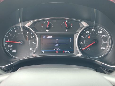 Used 2023 Chevrolet Equinox RS FWD image 17
