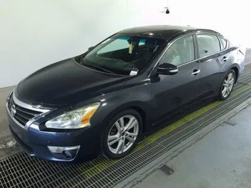 Used 2015 Nissan Altima 3.5 SL FWD image 1