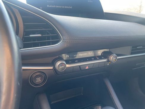 Used 2024 MAZDA MAZDA3 s image 17