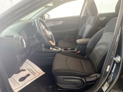 Used 2024 Kia Forte LXS w/ LXS Technology Package image 24