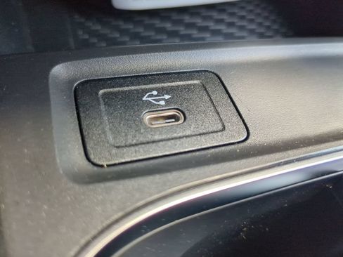 Certified 2024 Mercedes-Benz GLB 35 AMG 4MATIC image 19