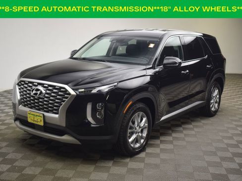 Used 2022 Hyundai Palisade SE image 3