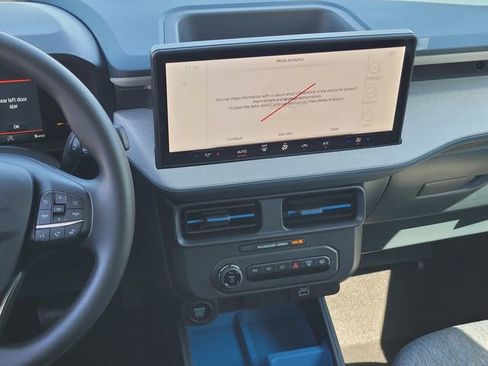 New 2026 Ford Maverick XLT image 8