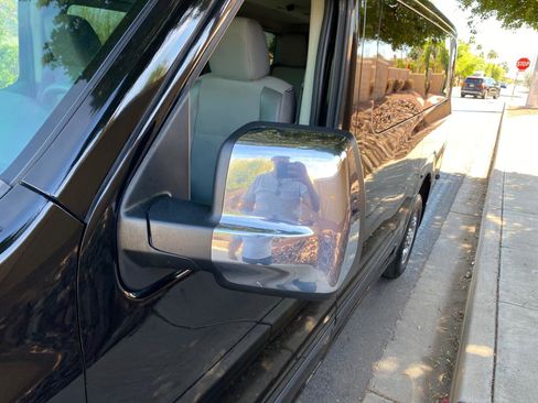 Used 2017 Nissan NV 3500 SV w/ SV Technology Package image 15