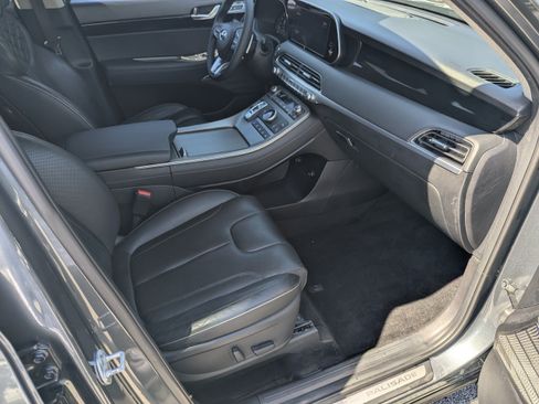 Used 2022 Hyundai Palisade Limited FWD image 14