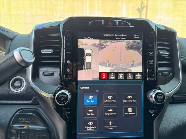 Used 2022 RAM 2500 Laramie AWD/4WD image 16