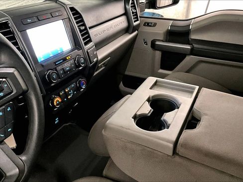 Used 2020 Ford F250 XLT w/ XLT Value Package image 16