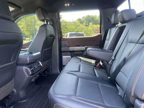 Used 2022 Ford F150 Lariat w/ Max Trailer Tow Package AWD/4WD image 11
