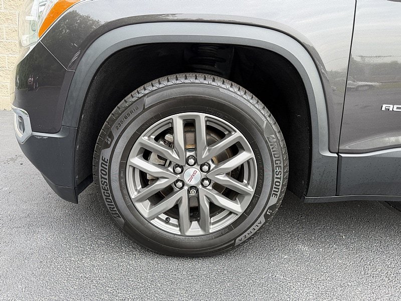 Used 2018 GMC Acadia SLT FWD image 9