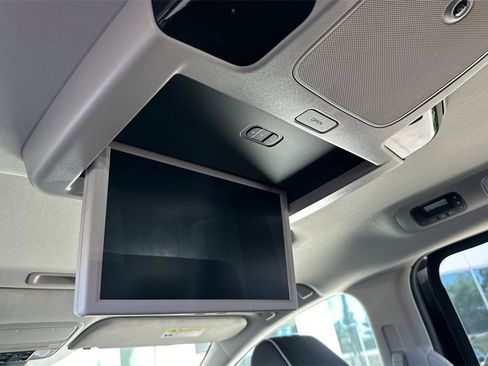 New 2026 Honda Odyssey Touring image 17