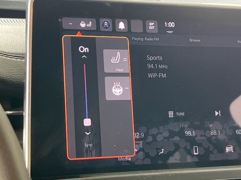 Used 2024 Jeep Compass Limited image 19