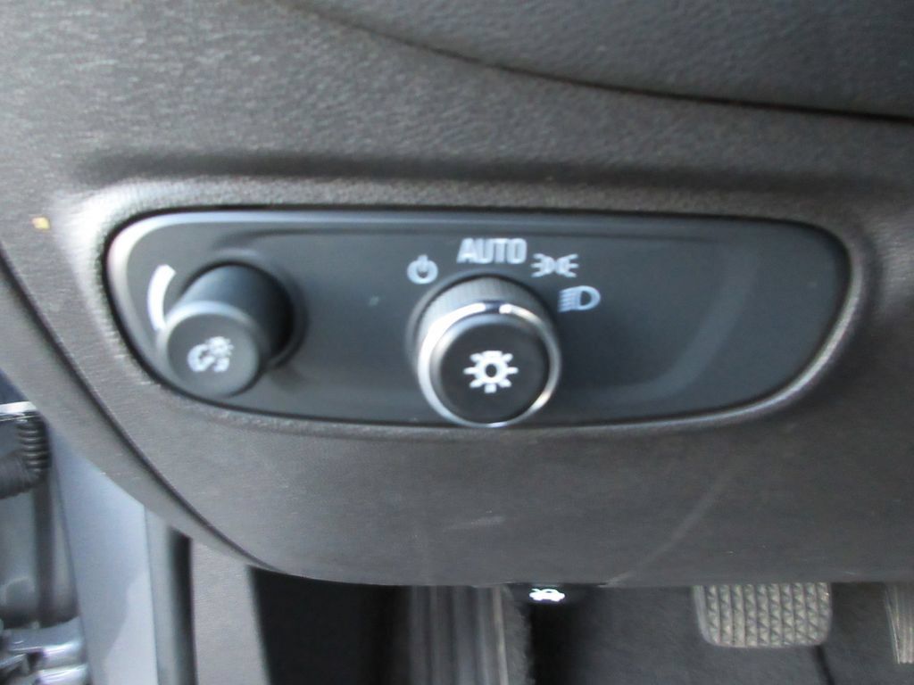 Certified 2024 Chevrolet Equinox LT AWD/4WD image 23