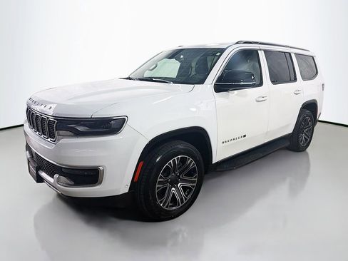Used 2024 Jeep Wagoneer Series II image 5