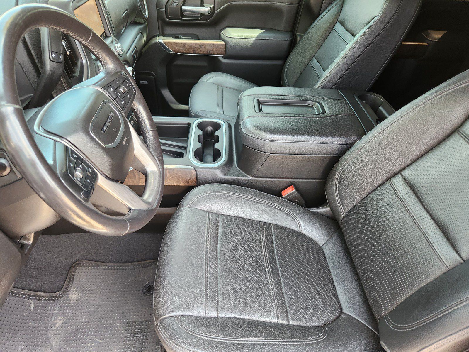 Used 2021 GMC Sierra 3500 Denali w/ Denali Black Diamond Edition AWD/4WD image 11