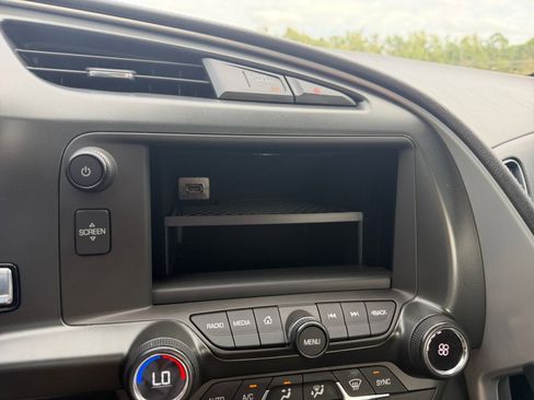 Used 2019 Chevrolet Corvette Grand Sport w/ Carbon Flash Badge Package image 16