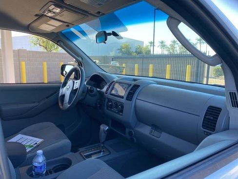 Used 2007 Nissan Frontier SE w/ SE Value Truck Pkg image 5