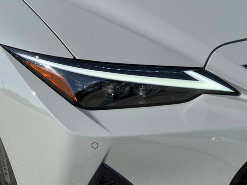 Used 2025 Lexus IS 350 F Sport RWD image 47