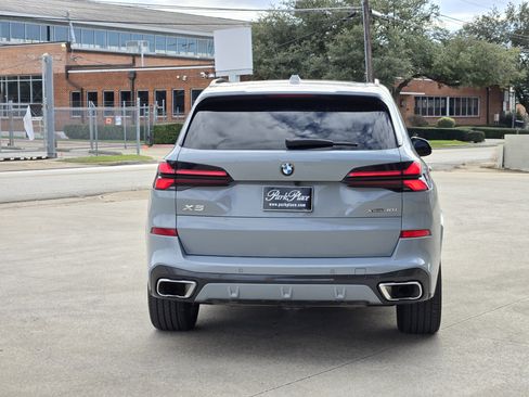 Used 2024 BMW X5 xDrive40i w/ M Sport Package image 8