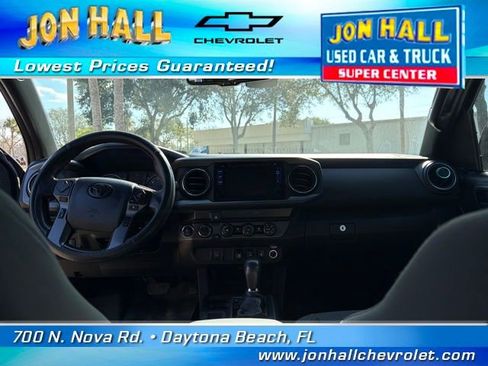 Used 2019 Toyota Tacoma TRD Sport image 23