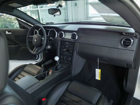 Used 2007 Ford Mustang GT RWD image 51