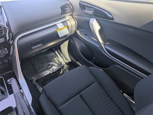 New 2025 Mitsubishi Eclipse Cross ES image 17