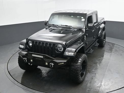 Used 2021 Jeep Gladiator Sport image 36