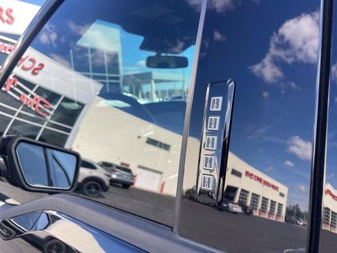 Used 2024 Ford F150 Lariat AWD/4WD image 18