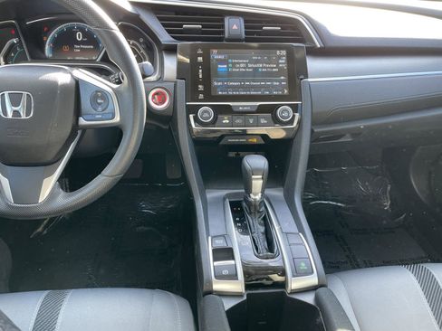 Used 2018 Honda Civic EX image 17