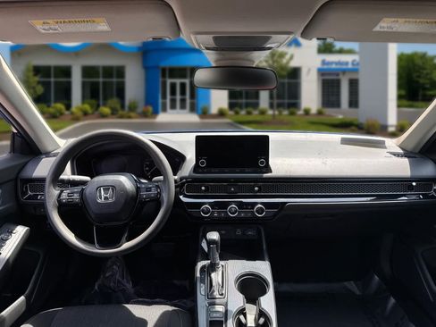 Used 2024 Honda Civic LX image 30