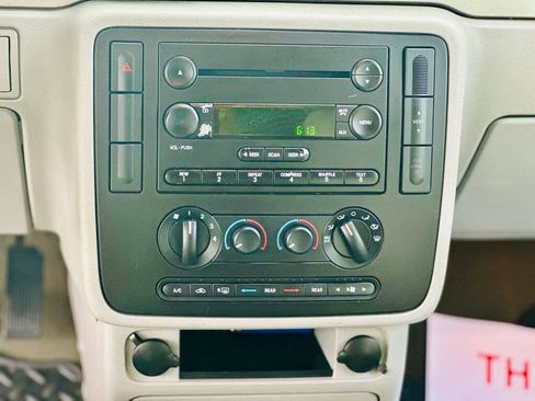 Used 2006 Ford Freestar SE FWD image 10