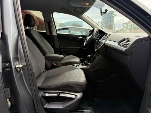 Used 2018 Volkswagen Tiguan S AWD/4WD image 32