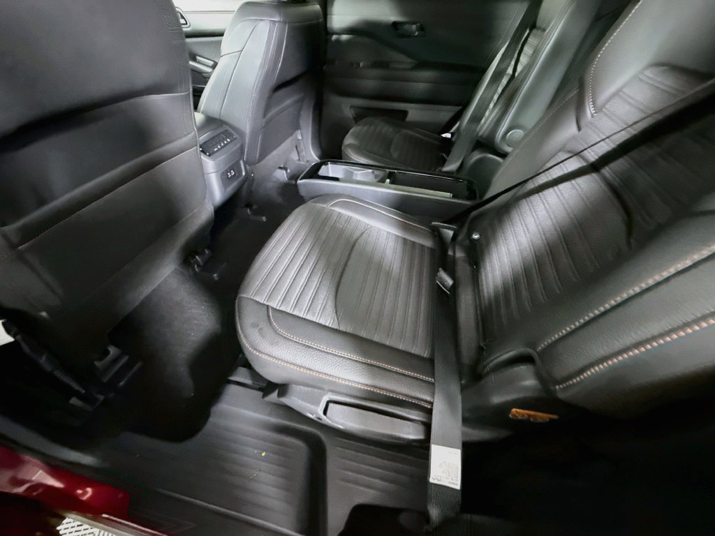 Used 2025 Nissan Pathfinder Rock Creek AWD/4WD image 27