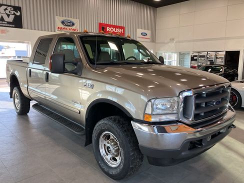 Used 2003 Ford F350 4x4 Crew Cab Super Duty image 3