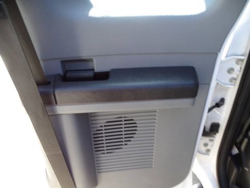 Used 2015 Ford F250 4x4 SuperCab FX4 w/ Power Equipment Group image 33