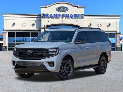 New 2026 Ford Expedition Platinum w/ Stealth Appearance Package