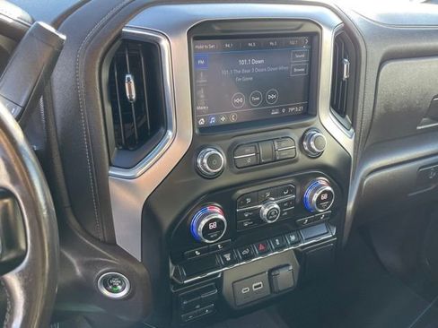 Used 2022 GMC Sierra 3500 SLE w/ SLE Convenience Package image 22