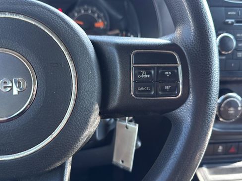 Used 2016 Jeep Compass Sport w/ Power Value Group AWD/4WD image 17