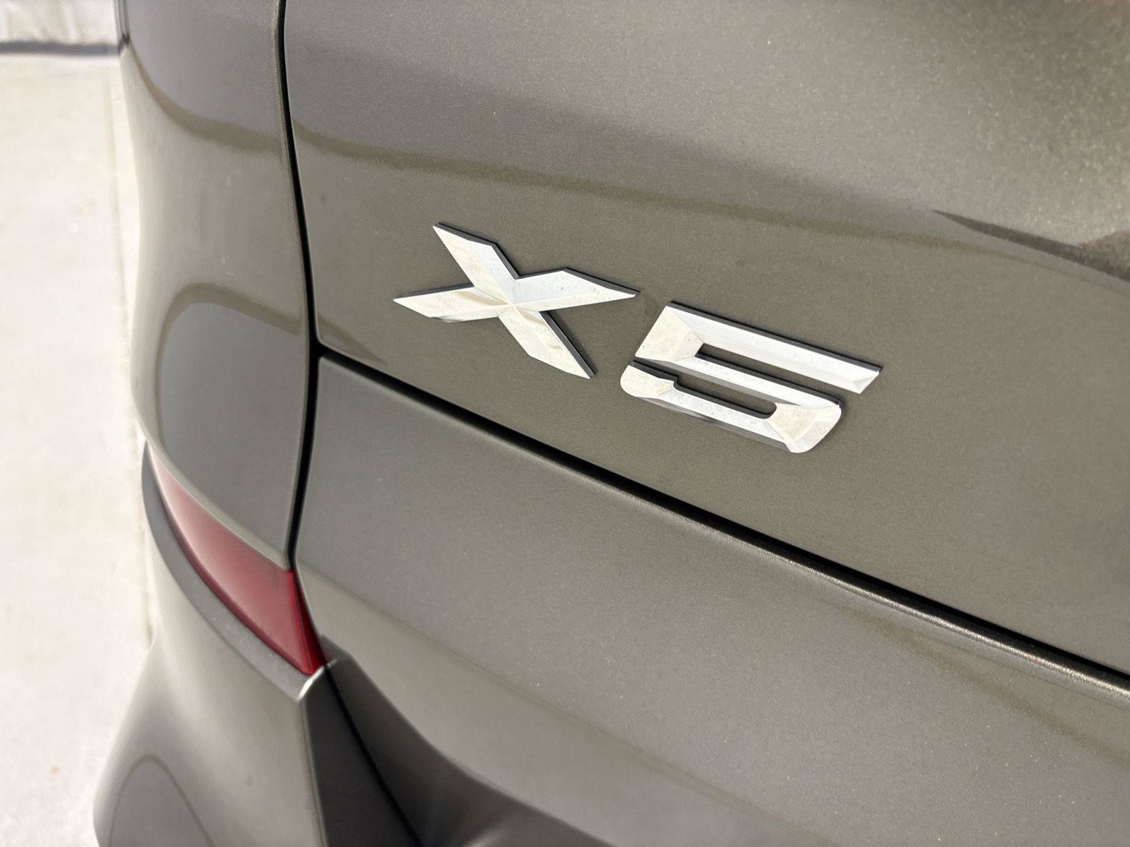 Used 2024 BMW X5 xDrive40i w/ M Sport Package AWD/4WD image 21