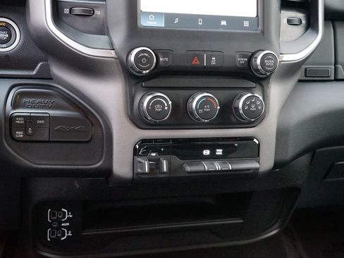 Used 2024 RAM 2500 Big Horn image 24